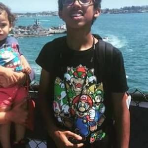 Meet your Posher, Leon